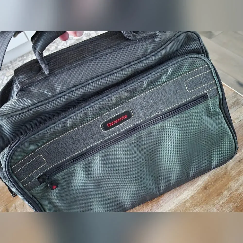 Samsonite Dark Green Nylon & Leather Trim Crossbody Business Messenger Bag